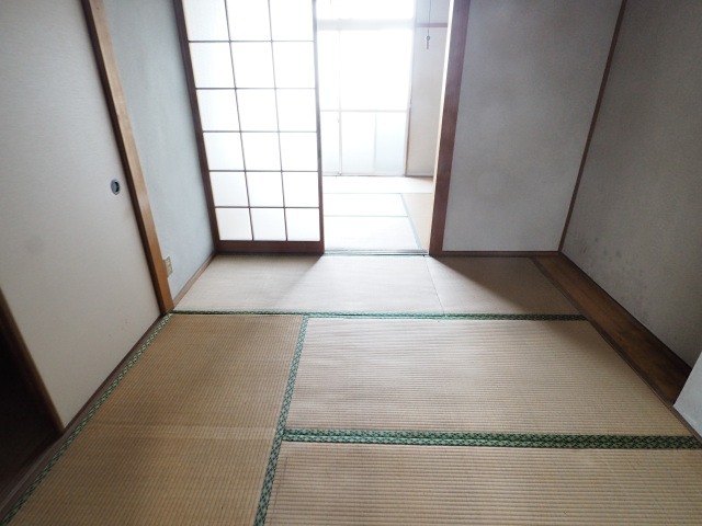 中村ビル ベッドルーム