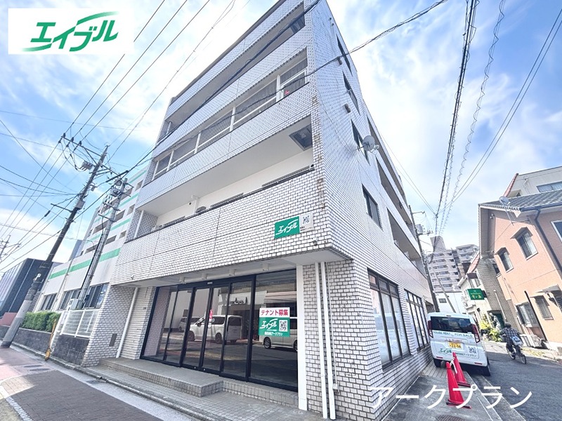 An palace 麻里布 外観