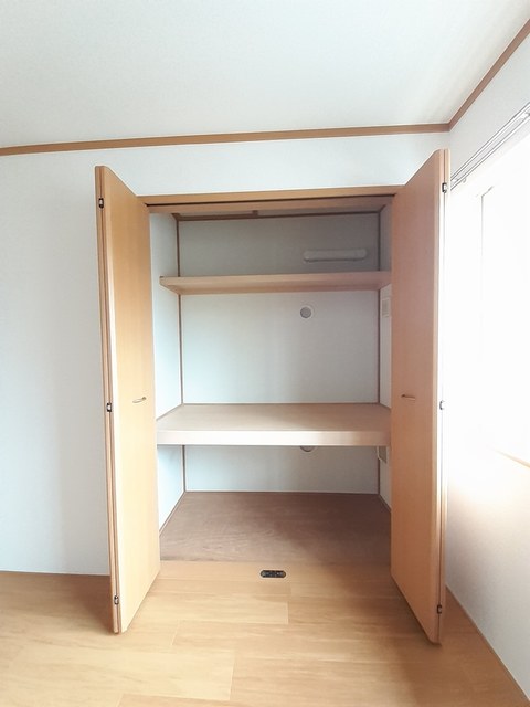 フレーズアンソレイエＣ棟 収納