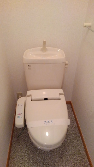 ベルセレーノＡ棟 トイレ