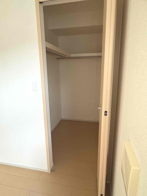 サンビレッジ　和 収納