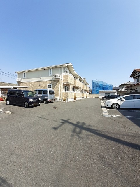 ヌーベル・エトワールⅡ 駐車場