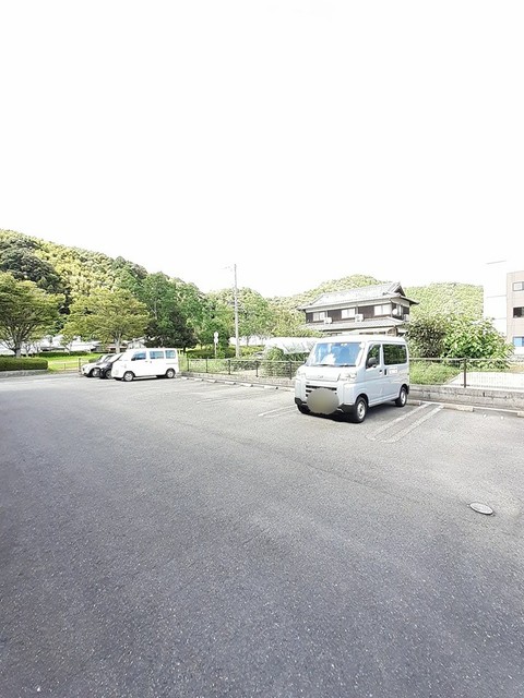 アルモニー・アンジュＡ 駐車場