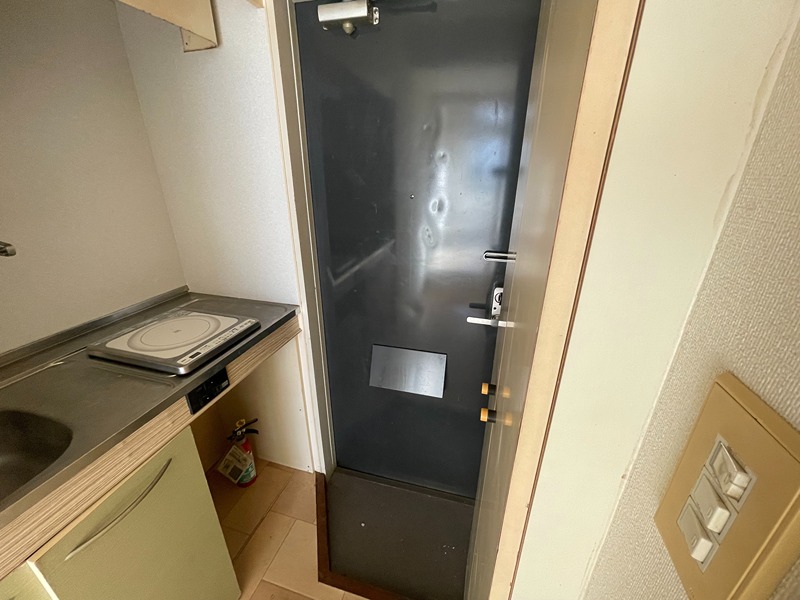 レオグランデ 玄関