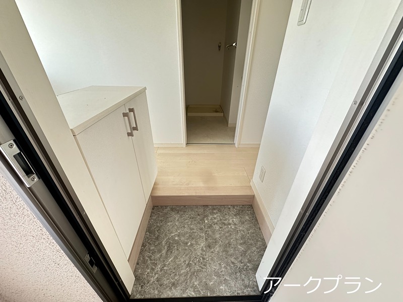 カームメント新町Ⅱ 玄関