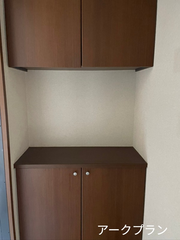 山口県岩国市門前町２丁目 収納