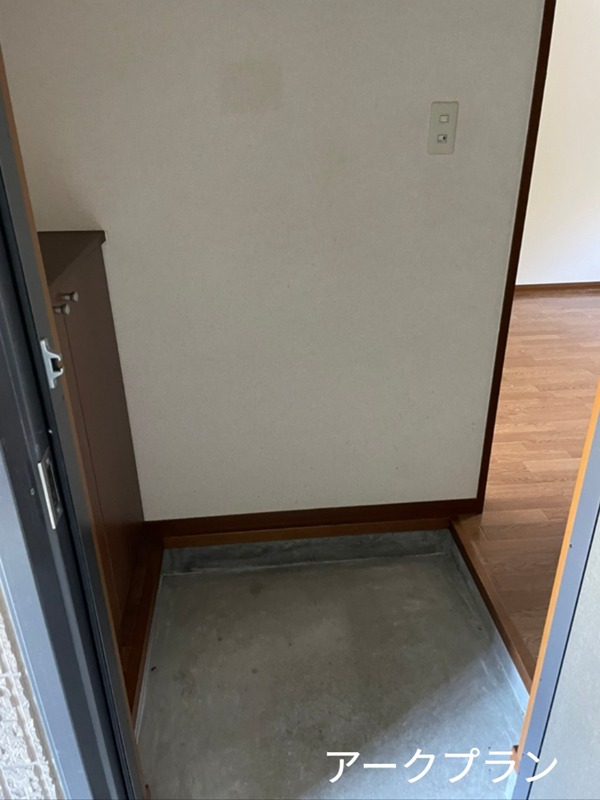 山口県岩国市門前町２丁目 玄関