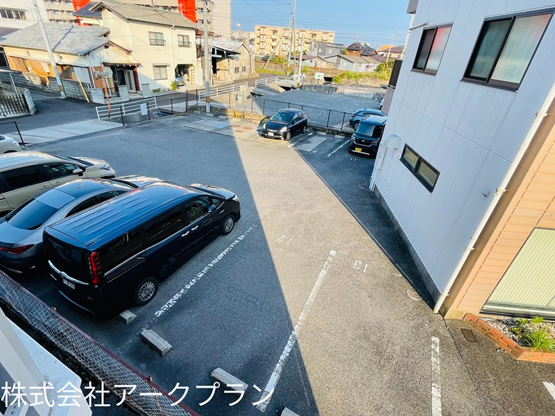 コーポヒカリ 駐車場