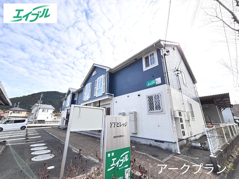 YYビレッジ 外観