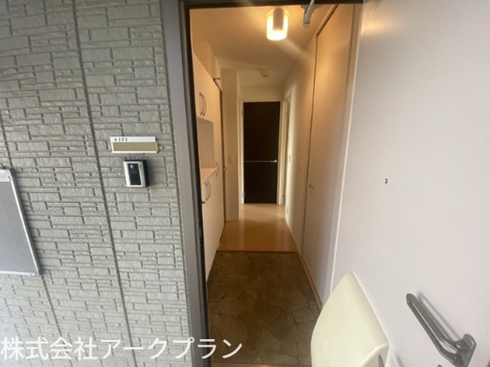 プレジール　A棟 玄関