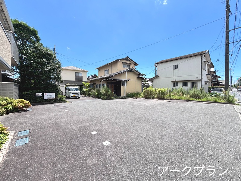 エクレール南岩国 駐車場