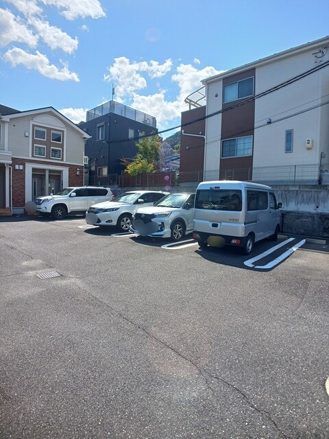 ヌーベル　ヴァーグ 駐車場