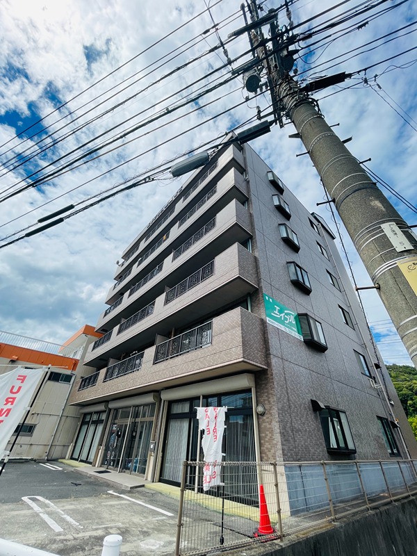 エンブレム麻里布Ⅱ 外観