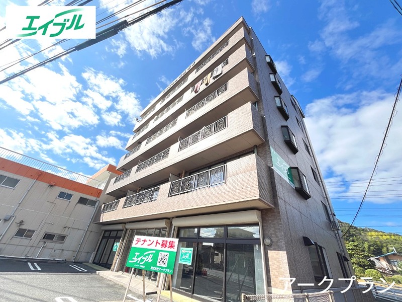 エンブレム麻里布Ⅱ 外観