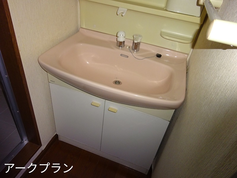 エンブレム麻里布Ⅱ 洗面所