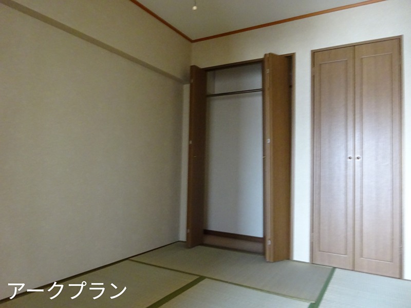 エンブレム麻里布Ⅱ ベッドルーム