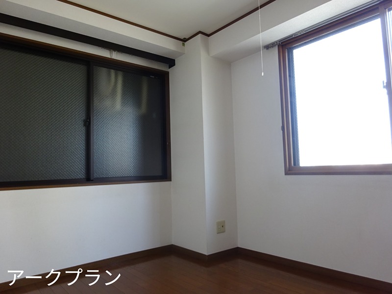 エンブレム麻里布Ⅱ ベッドルーム
