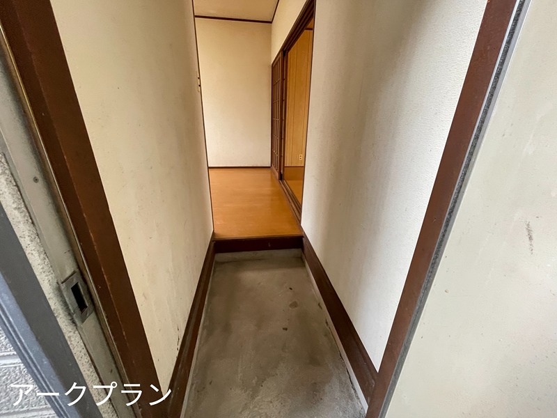 フジマンションA 玄関