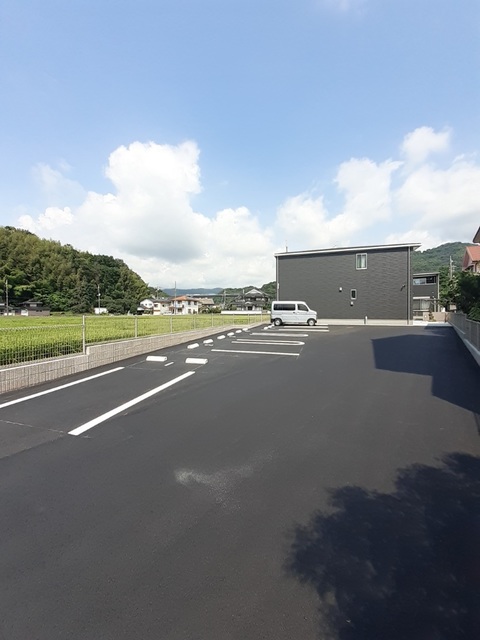 ウイング　Ｃ 駐車場