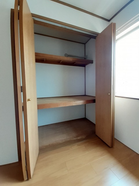 グリーンティエラＢ 収納