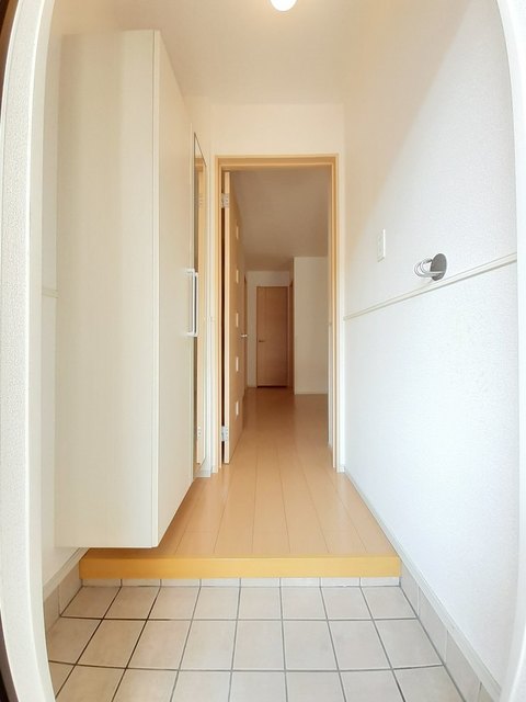 アンシャンテ 玄関