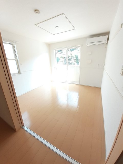 アンシャンテ リビング