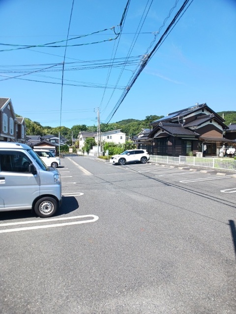 ベル・アルカンシェルＢ 駐車場