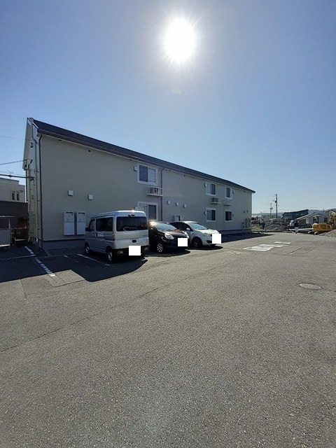 ベルファニー楠Ａ 駐車場
