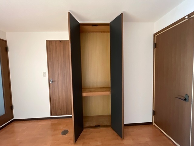 グランビュー平田 収納