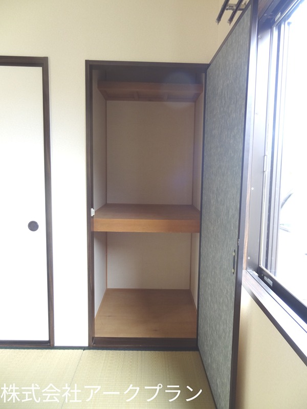 ロジュマン新町A棟 収納