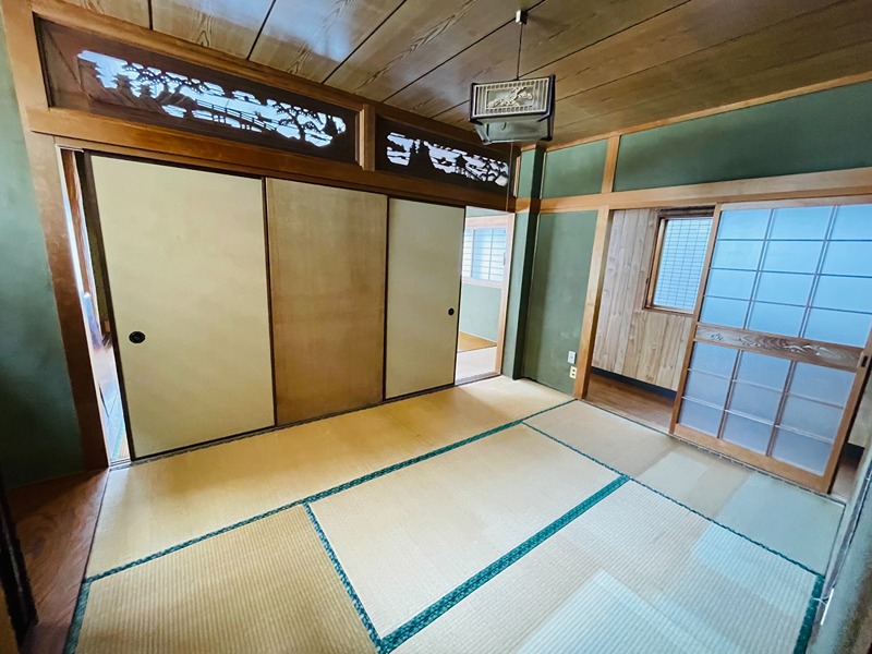 昭和町店舗付き住宅 ベッドルーム