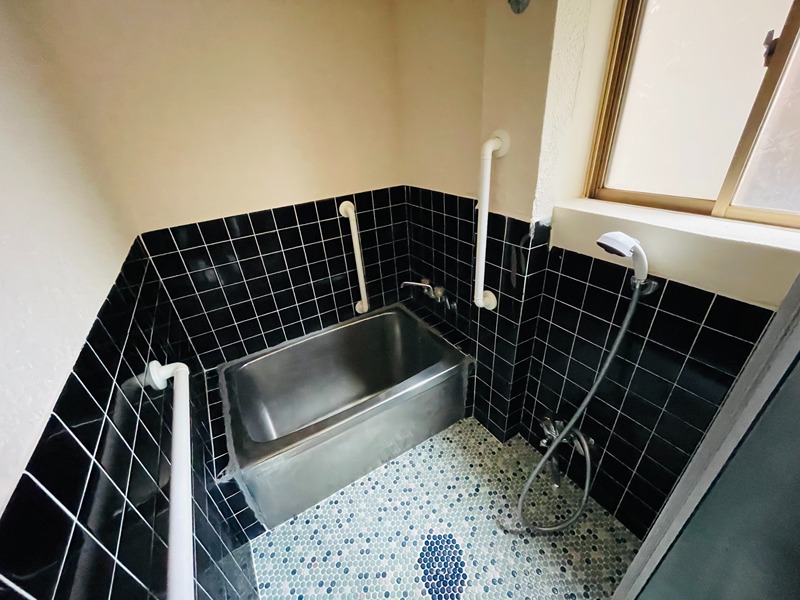 昭和町店舗付き住宅 風呂画像