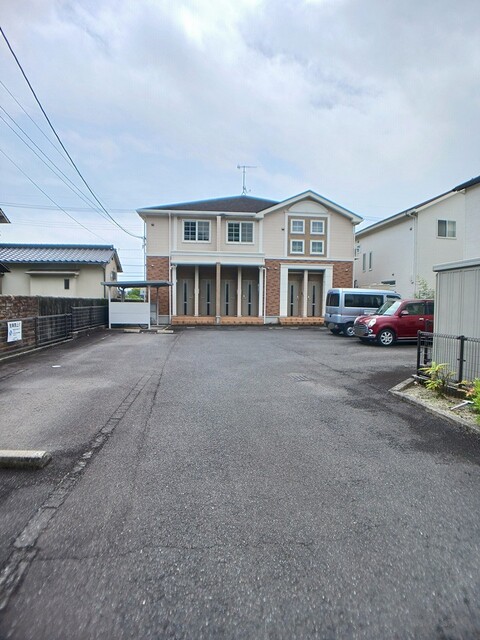 ヴィラＯＧＡＴＡ 駐車場