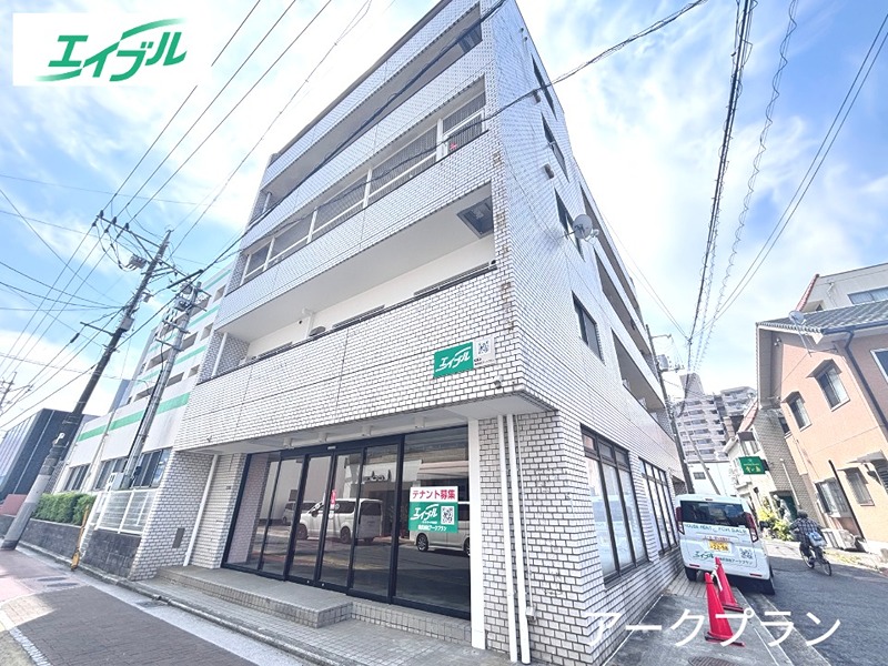 An　palace　麻里布 外観