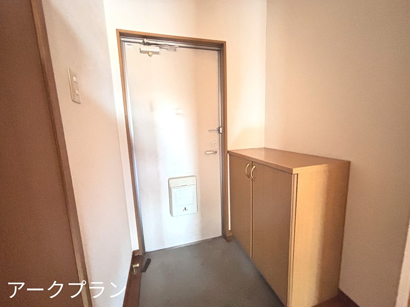 エビヤマンション 玄関