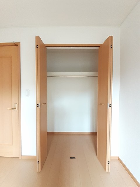 ラフィナート　カメリア 収納