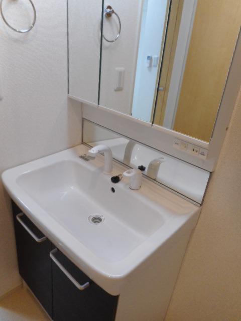 リヴァージュ 洗面所