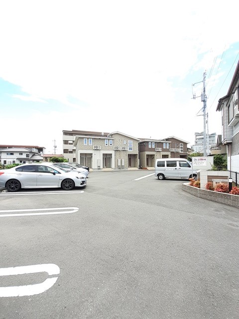 プラシードＧＴⅠ 駐車場