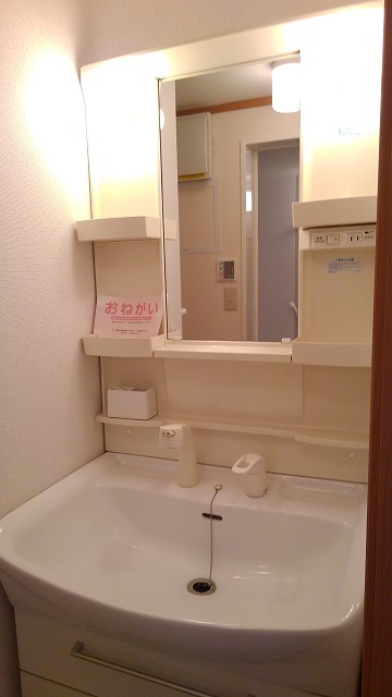ベル・アンジュＥ棟 洗面所