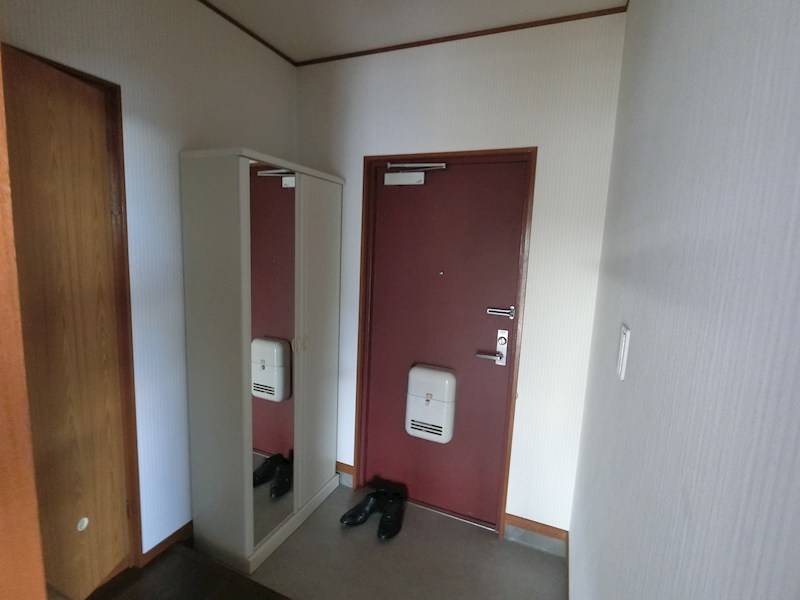 サンヒルズ 玄関