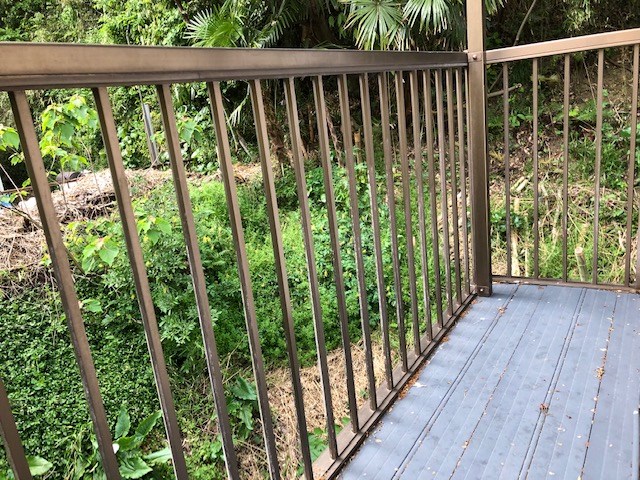 鴨居2丁目戸建 ベランダ