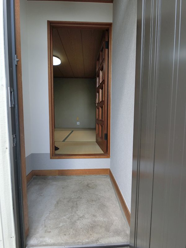 上町大井貸家（2軒長屋） 玄関