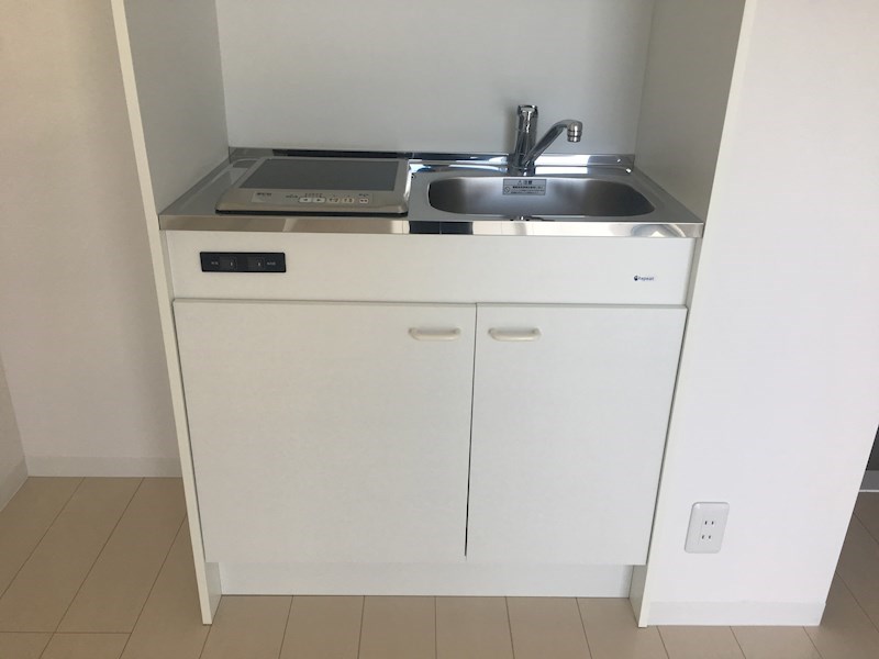 ラフィネ・横須賀中央 キッチン