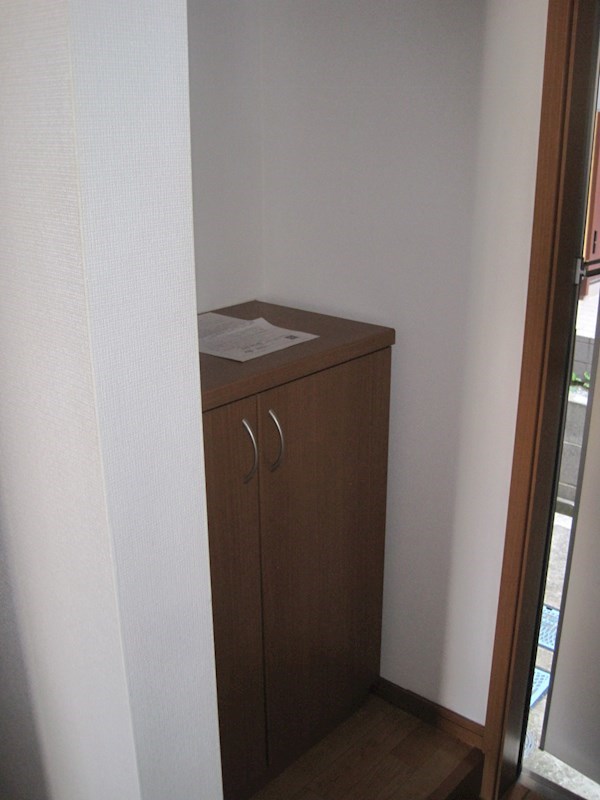 ロゼオルテンシア 玄関