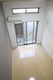 コートドール汐入 リビング