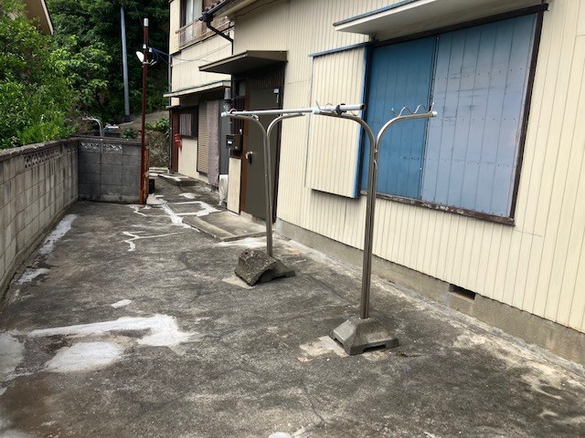 上町4丁目貸家 ベランダ