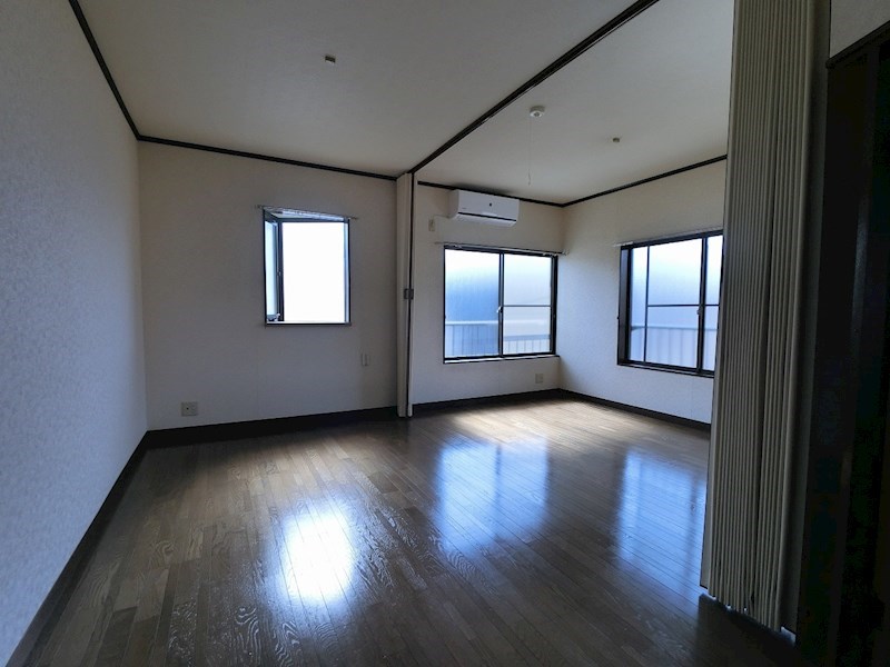 ステップ・ワン リビング