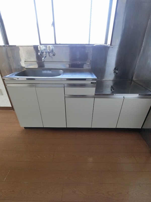 ステップ・ワン キッチン