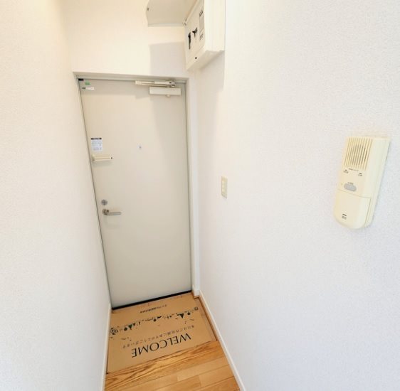 レジェンド壱番館 玄関