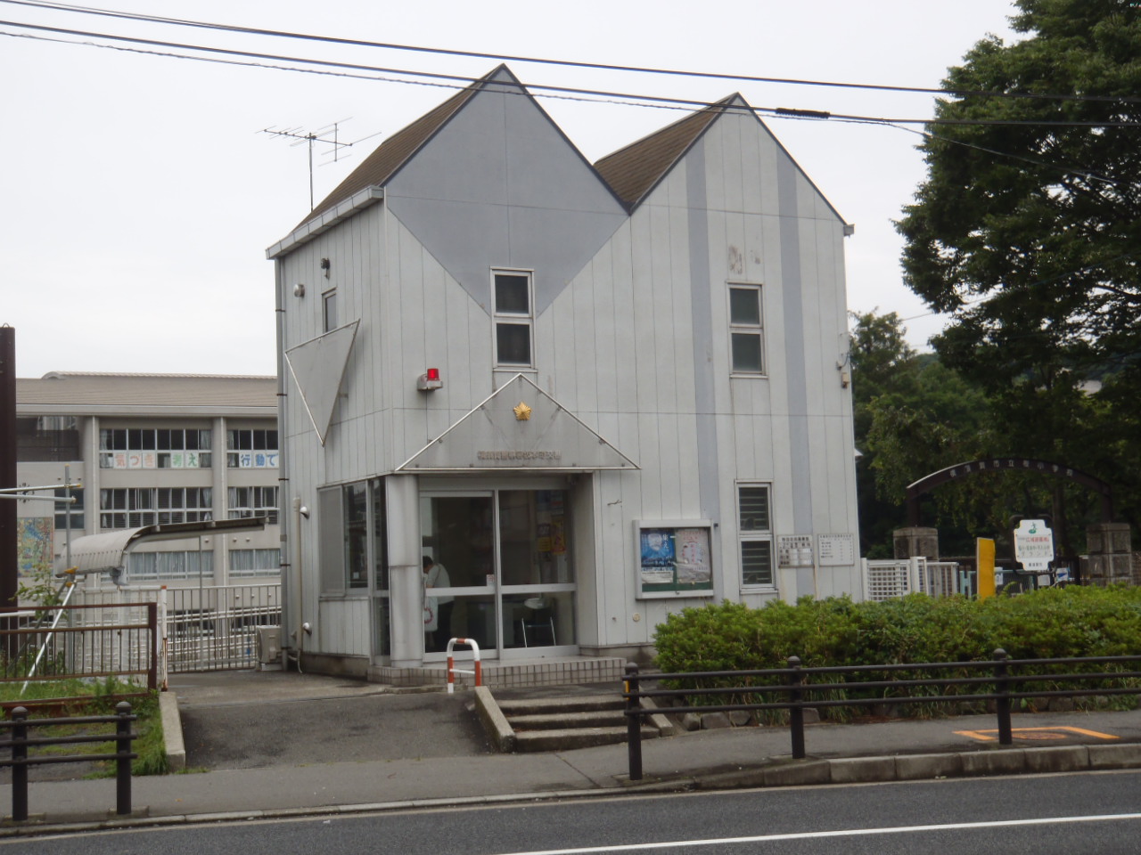 吉田駐車場 警察署・交番